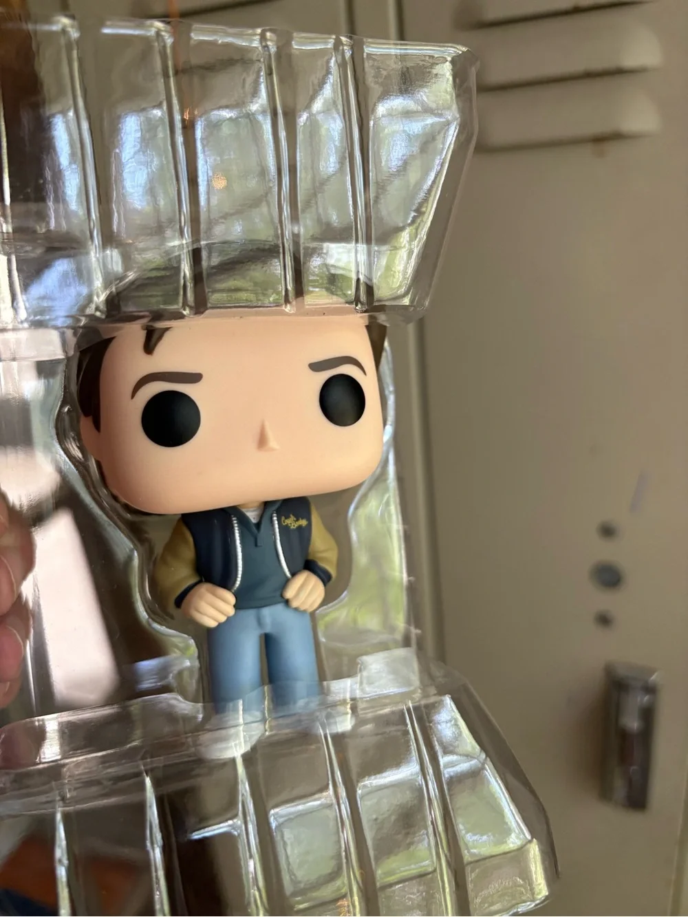 Funko Pop! Disney: Mighty Ducks - Coach Bombay - Picture 13 of 16